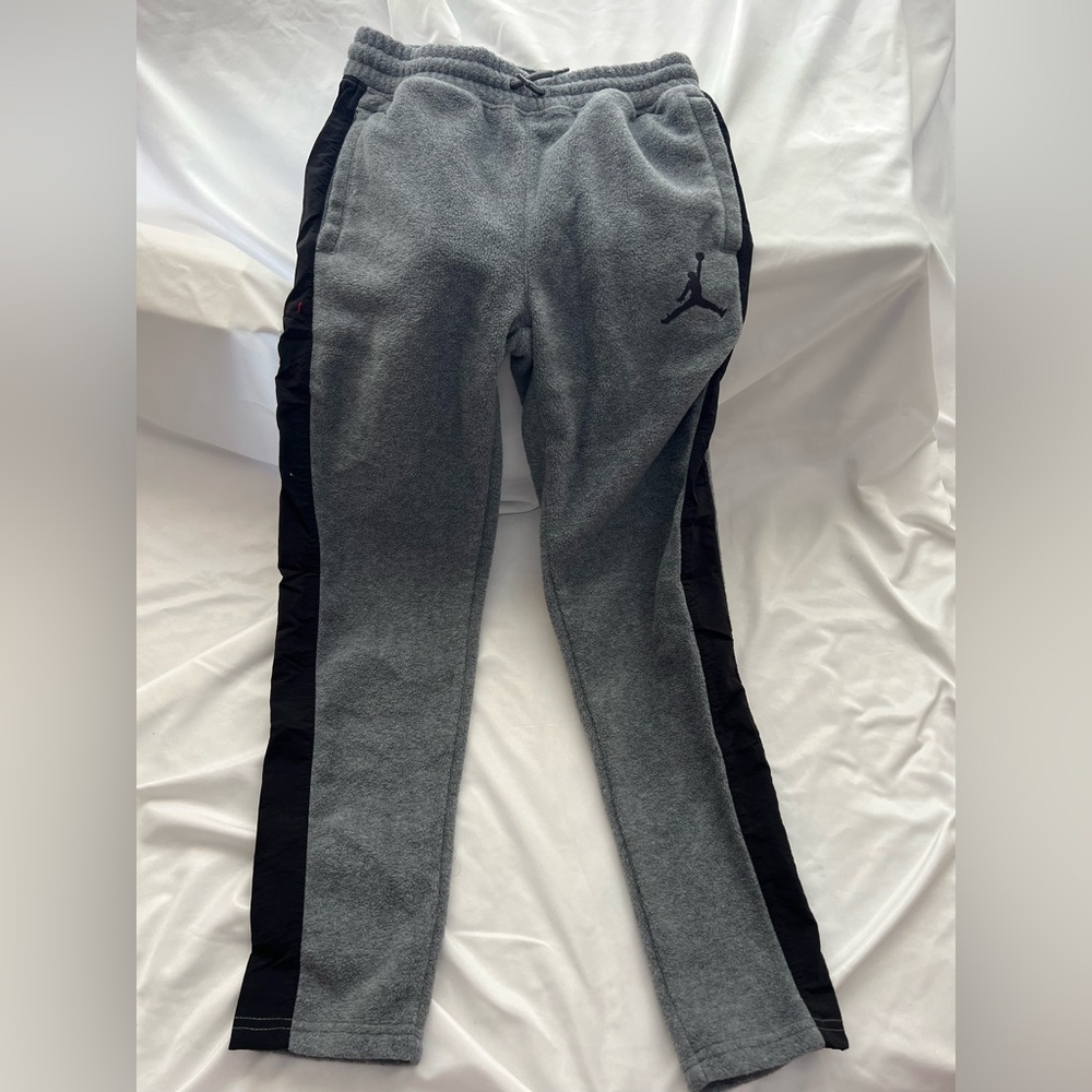 Boys Nike air Jordan fleece pants